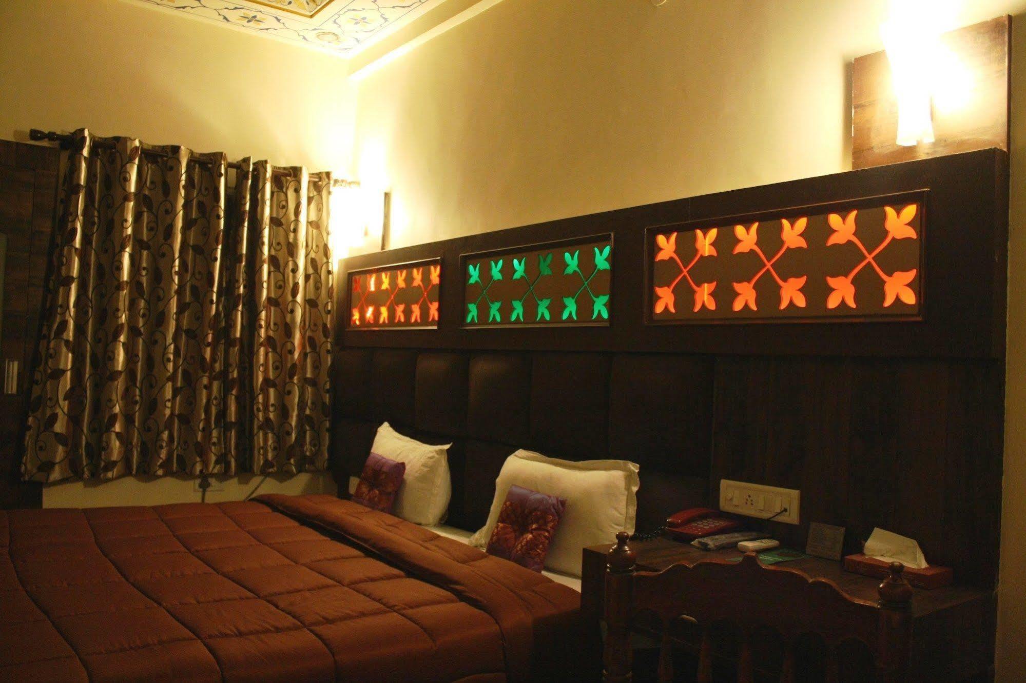 Hotel Shalimar Джайпур Екстериор снимка